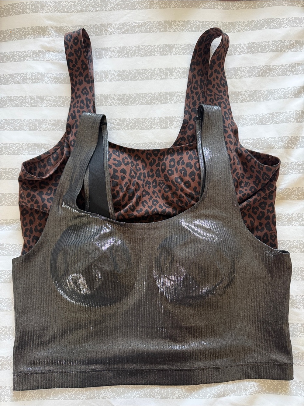 Seamless Shimmer Ribbed Bralette with Leopard Print Back - Black & Brown